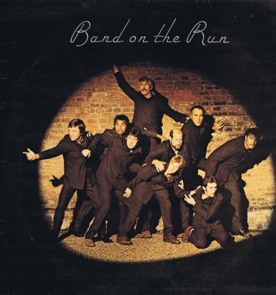 Band On The Run/ 1973 Uk Press With Poster