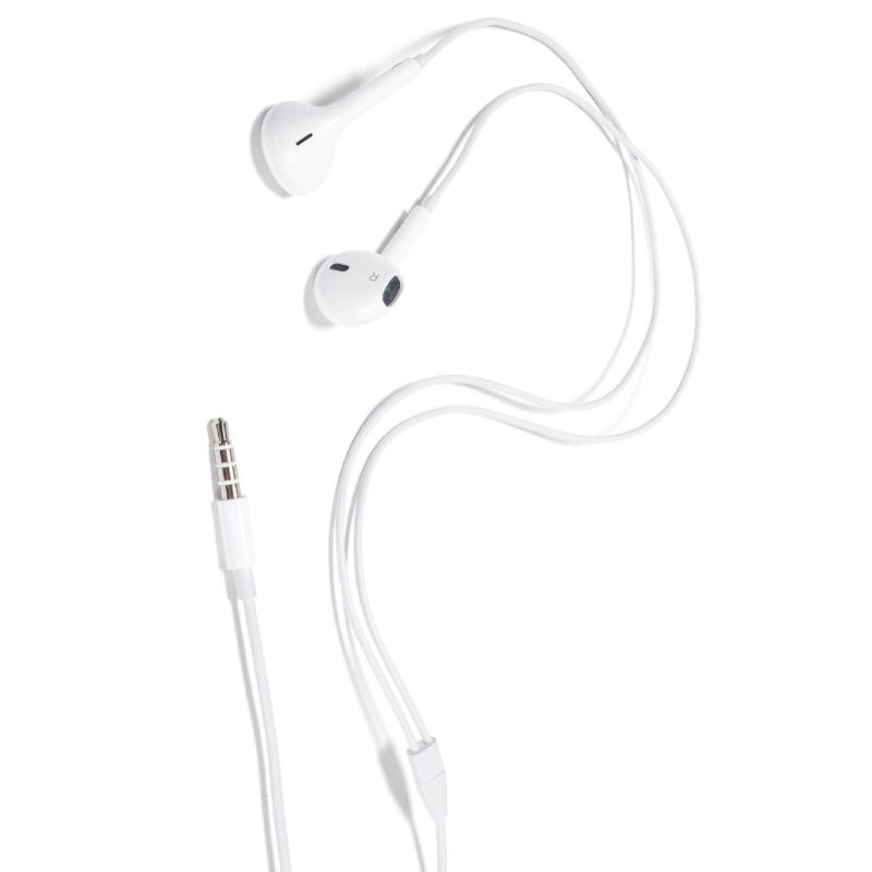 Apple EarPods with Remote and Microphone 3.5mm Jack Adapter - White £13